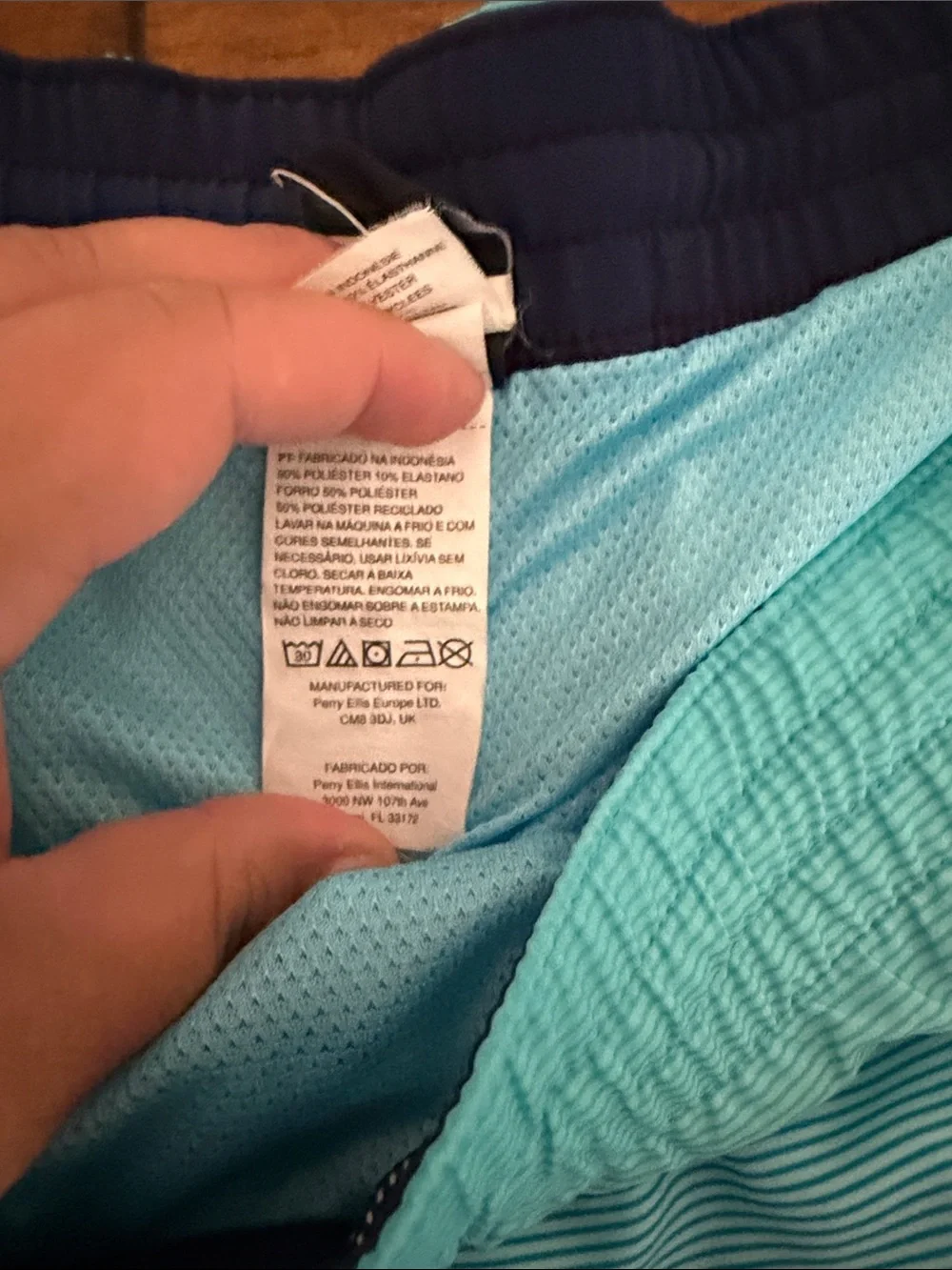 Nike Men’s Teal to Navy Layered Wave Swim Trunks size XXL